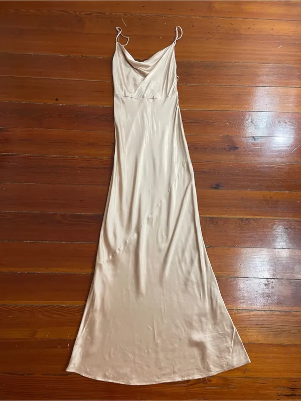 Park and Fifth Belmont Cowl Neck Satin Maxi Slip Dress Champagne Gold Sz M 🧡🎀 - Image 11