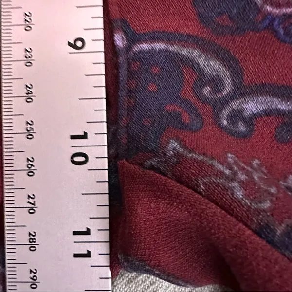 Urban Outfitters Women’s Burgundy Patterned Pull On Pants Size M NWT - Image 8