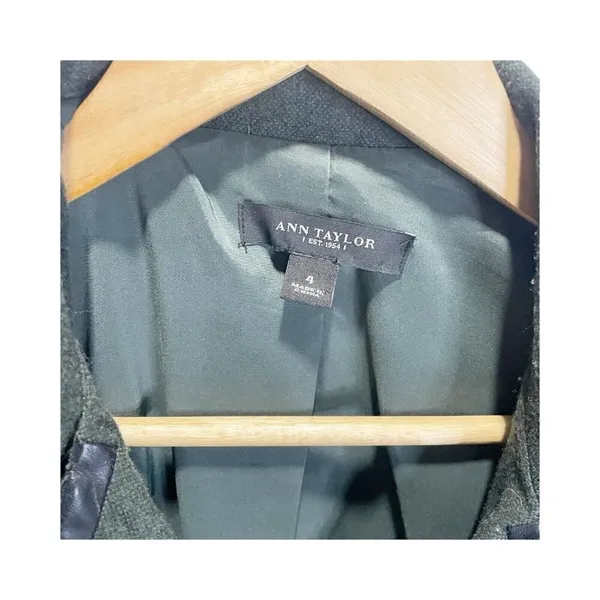 Ann Taylor‎ Blazer Women 4 Green Wool Blend Faux Leather Trim Asymmetric Career - Image 6