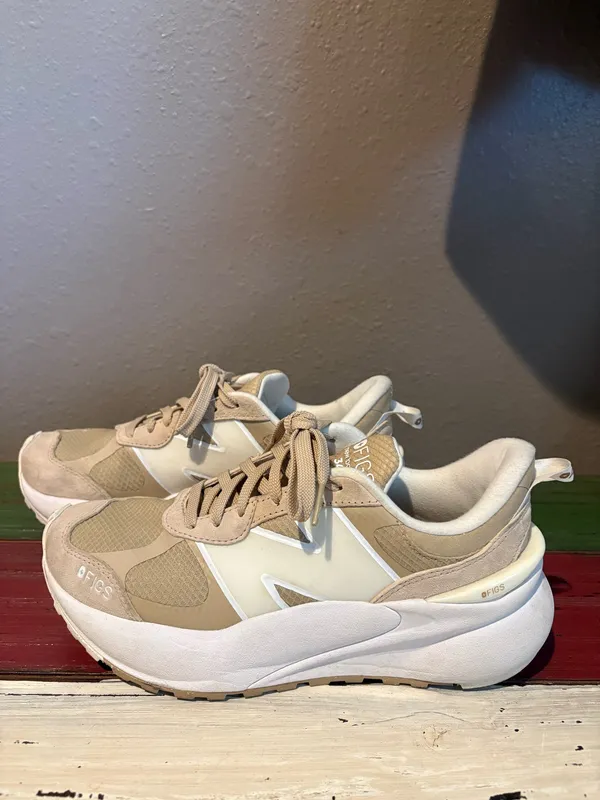 New Balance FIGS Sneakers 3447 - Image 2
