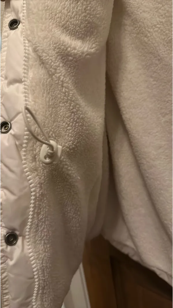 J.Crew Ivory/Cream Women’s Insulated Winter Vest Size Large - Image 2