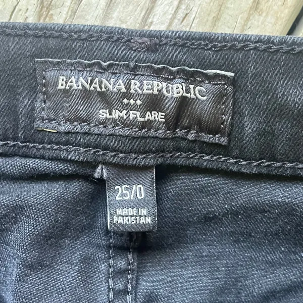 Banana Republic Factory Women's Black Slim Flare Jeans Size 25/0 - Image 5