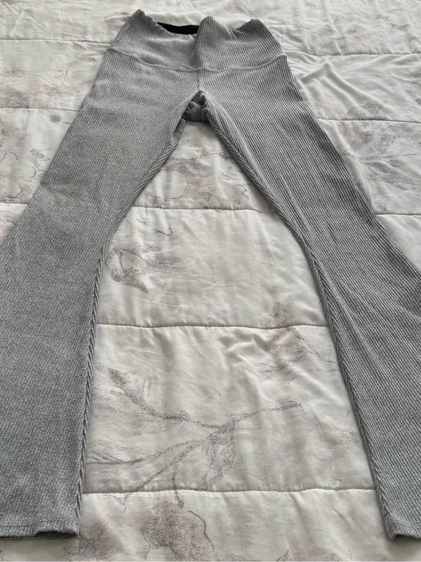 Strut This High-Rise ribbed Gray Flare Lounge Pants, size S Made in USA lounge - Image 10