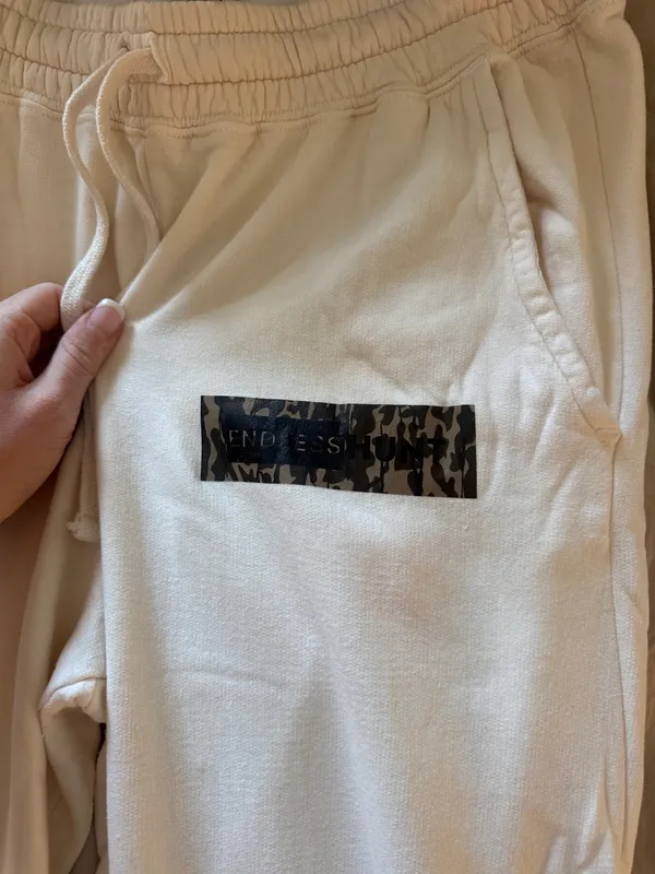 Comfort Colors Endless Hunt Camo Patch SweatPants - Image 2