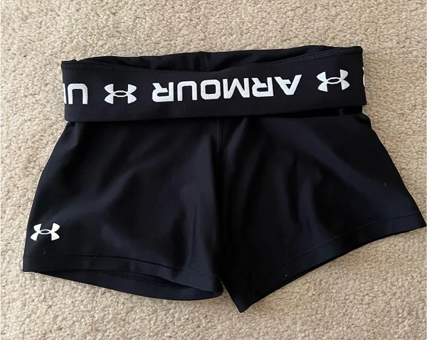 Under Armour Spandex Shorts Black - Image 3