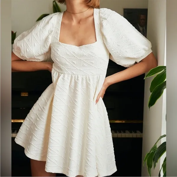 Free people violet puff sleeve tie back mini‎ dress white sz S - Image 3