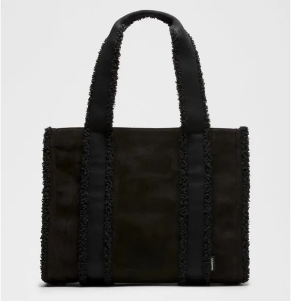 Lululemon Boxy Tote Bag 10L Faux Shearling Trims black sold out online NWT - Image 3