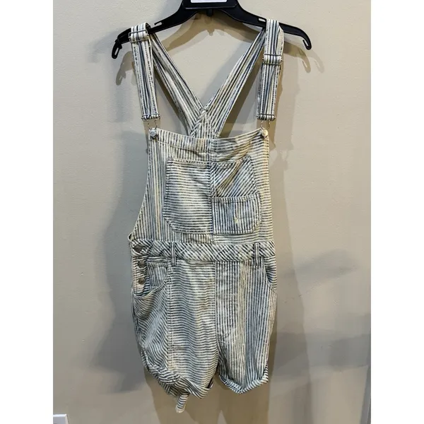 Free People Ziggy Denim Shortalls in a striped "Find Your Way Back" wash Size XL - Image 2