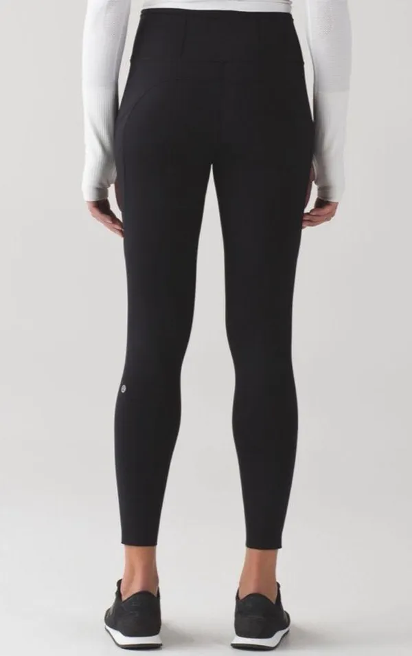 LULULEMON Athletica Fast And Free 7/8 Black Leggings Size 6 - Image 4