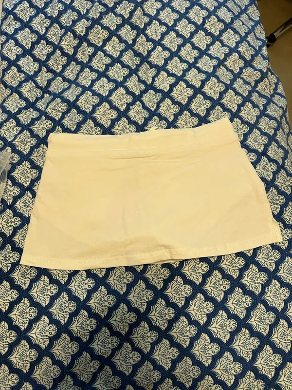 Edikted Bayside Slit Micro Skort - Image 4