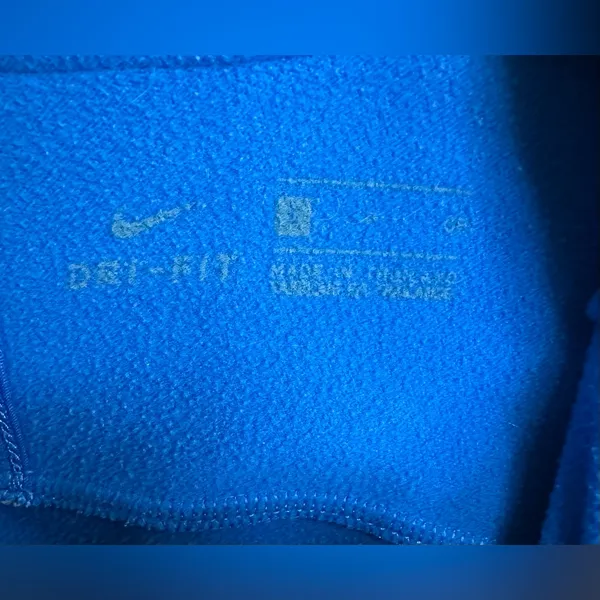 Nike Women’s Blue Dri-Fit Pullover Top - Image 3