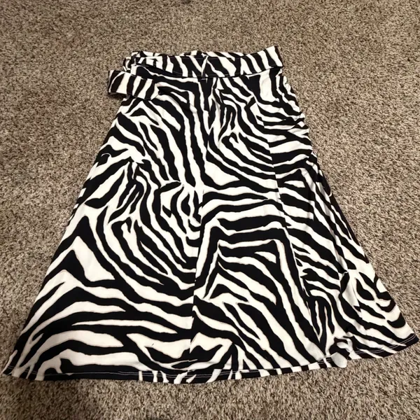 White House Black Market Zebra Print Belted Midi Skirt Black White Womens Medium - Image 5