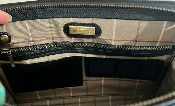 Burberry 2 Way Bag - Image 10