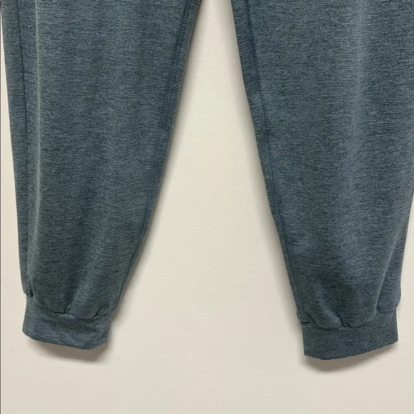 NWOT feat Roam Joggers Heathered blue gray size S - Image 5