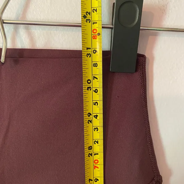 Lululemon Plum Purple Wunder Under High Rise Tights Cropped Ankle Women's size 4 - Image 9
