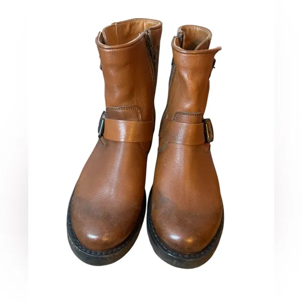 Frye Vicky Tan Leather Buckle Ankle Boots - Image 3