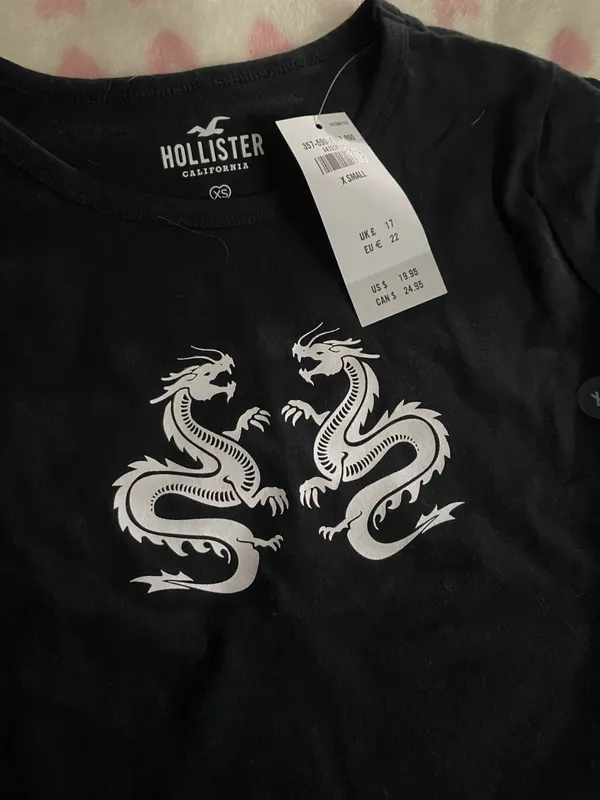 Hollister Crop Top T-shirt - Image 2