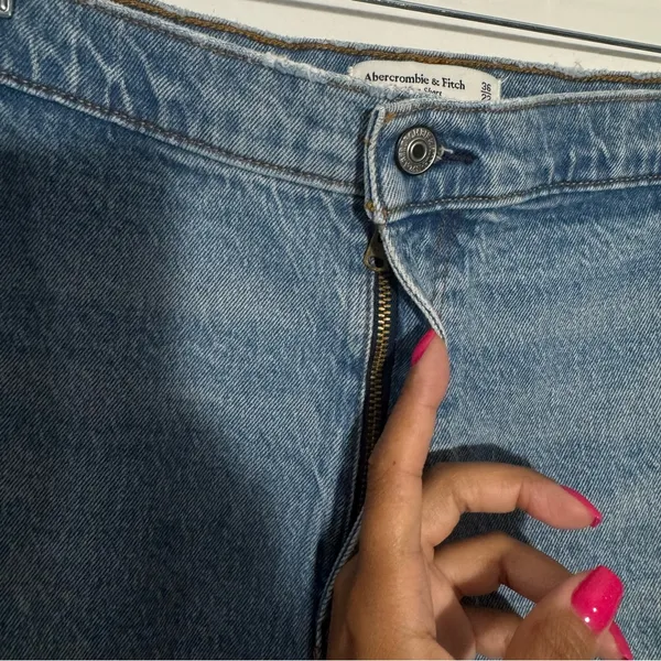 NWT Abercrombie & Fitch Curve Love High‎ Rise Mom Shorts Blue Size 22 Plus - Image 5