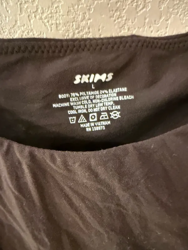 SKIMS Fits Everybody Bodysuit L - Image 4