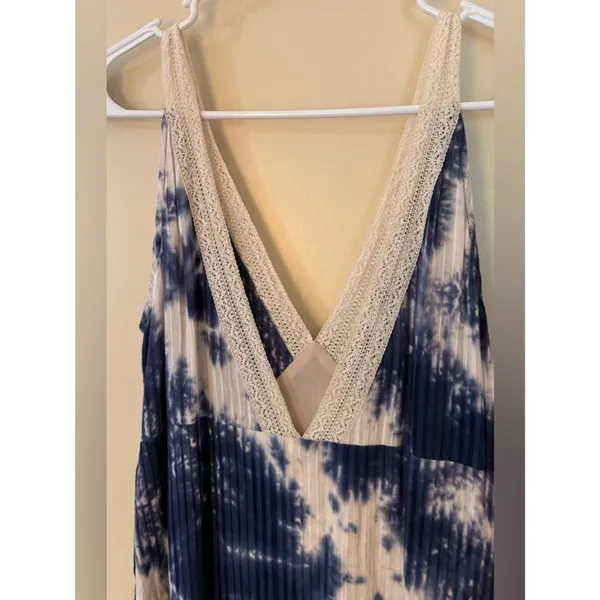 line and dot blue tie die mikdi dress Women's Sz Small - Image 7