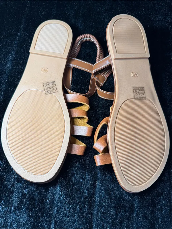 Shein Cognac PU Leather Cross Strap Adjustable Flat Sandal Size 9 EU 40 - Image 3