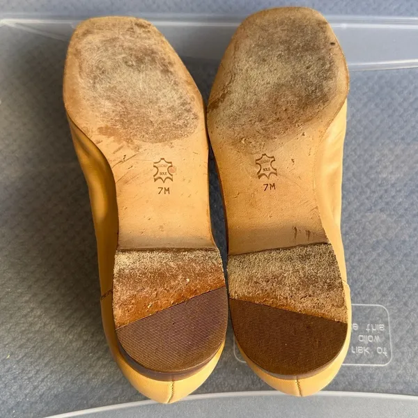 Michelle D‎ Womens Tan Beige Leather Square Toe Loafers Low Block Heel SZ 7 - Image 13