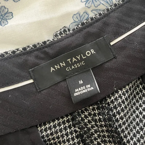 Ann Taylor Pants 16 Gray Black Houndstooth Women's Straight Leg Career Classic‎ - Image 5