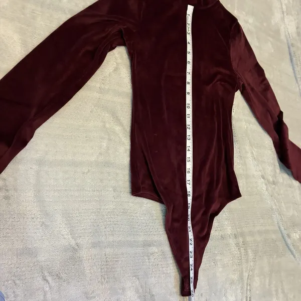 New American Eagle Womens Medium Long Sleeve Soft Velour Snap Closure Bodysuit - Image 6