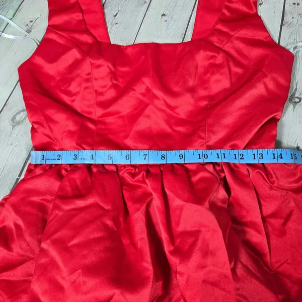 Lulus Regal Cutie Red Satin Square Neck Bubble-Hem Mini Dress M NWT - Image 10