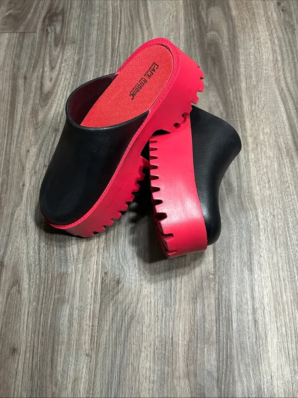 Cape Robbin Black Upper with Hot Pink Platform Clogs - Image 9