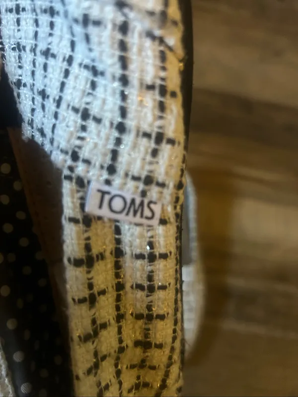 TOMS Women's Classic Alpargata slip-on shoes Sz W7.5 - Image 5