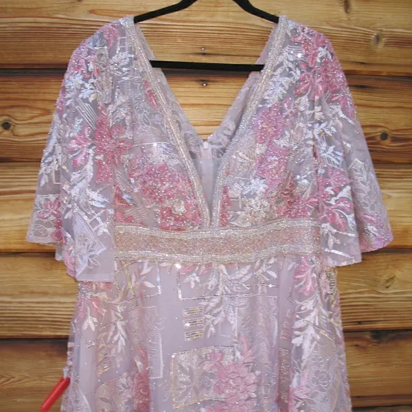Mac Duggal Size 18 Pink Embroidered Floral V Neck Maxi Dress Gown - Image 8