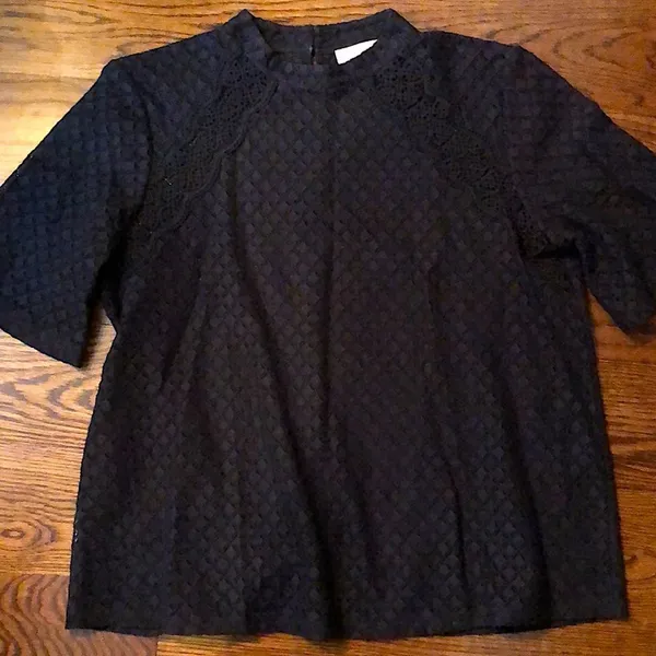 ANN TAYLOR LOFT Women’s Black Lace Half Sleeve Blouse Button At Neck Sz Med - Image 8