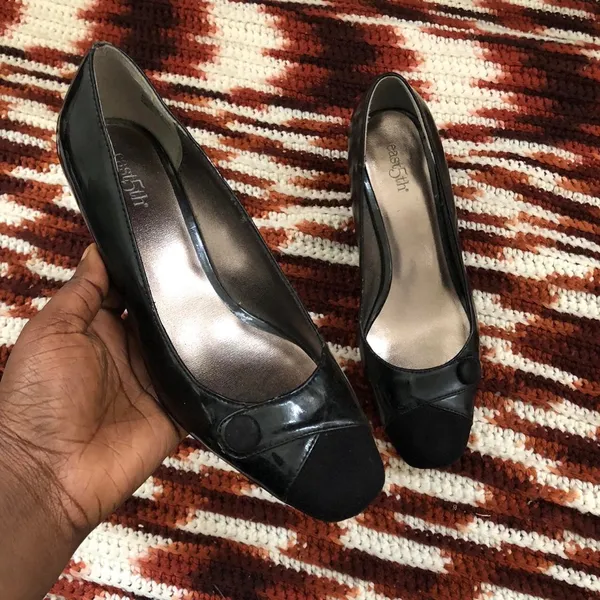 East5th manmade black patent leather pumps kitten heels corporate classy office siren preppy dark academia-6.5M - Image 2