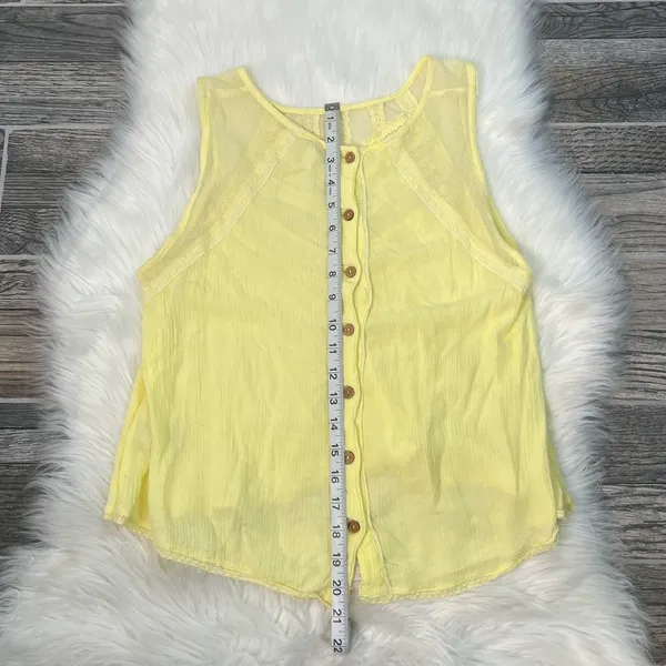 Free People Butter Yellow Sleeveless Button Down Blouse - Image 5