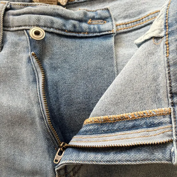 Altar'd State Straight Leg Jeans Light Wash Asymmetric Crossover Waist Size‎ 30 - Image 6
