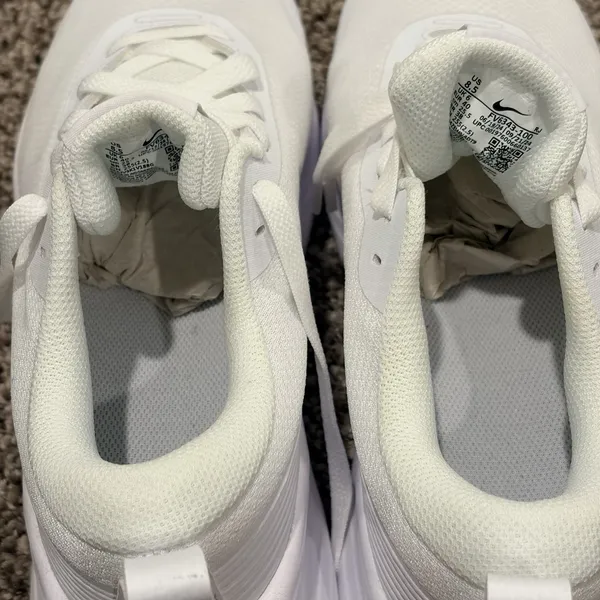 Nike Women’s White Running Walking Shoes Size 8.5 Athletic Sneakers - Image 6