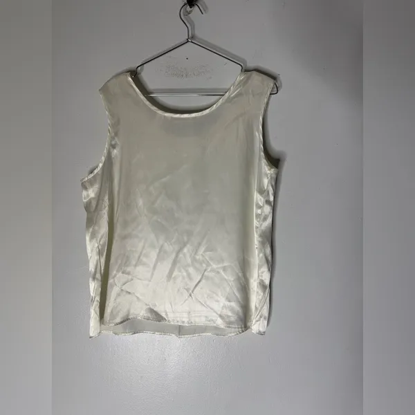 Vintage Made In‎ USA Victoria’s Secret White Satin Sleeveless Top VS Embroidered - Image 2