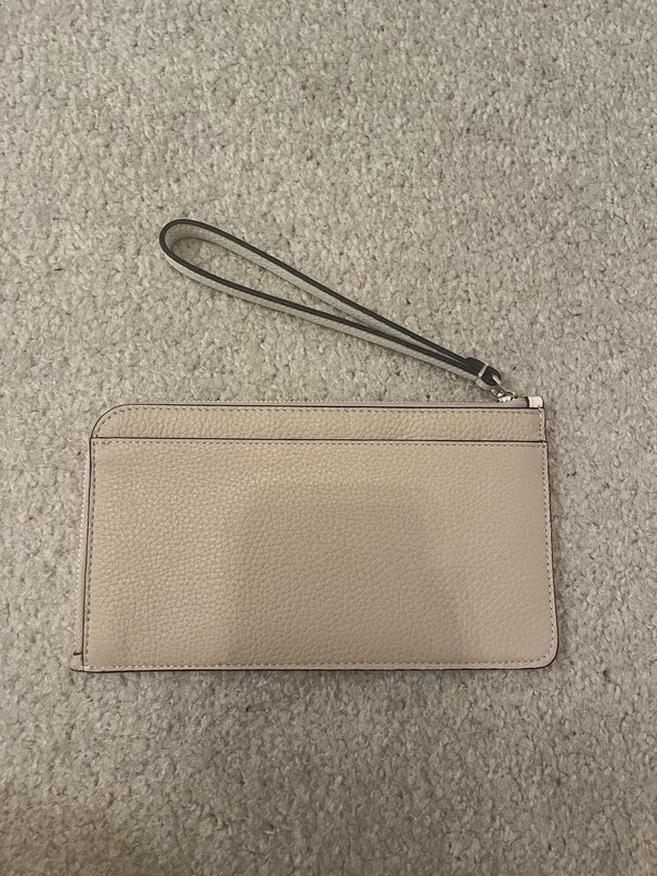 Kate Spade Wristlet - Image 5