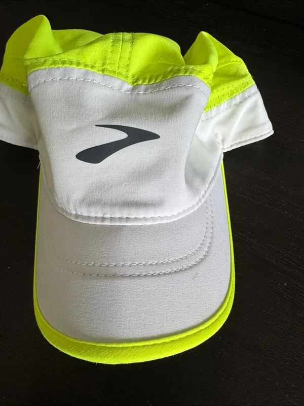 Brooks unisex chaser hat or sports cap - Image 6