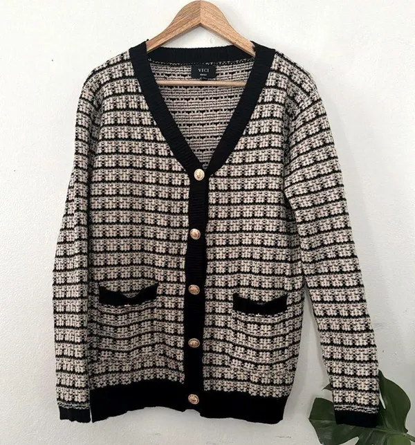 Woodrow cardigan with gold buttons NWOT - Image 2