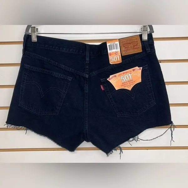 Levi's 501 Straight Leg Button Fly Denim Shorts - Raw Hem Dark Wash NWT Size 32 - Image 2