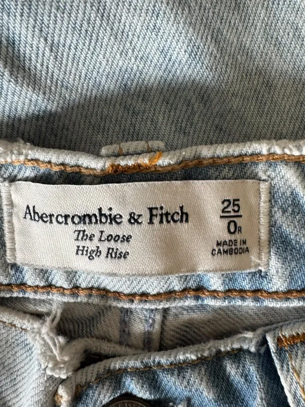 Abercrombie - NWT The Loose High Rise Jean Light Acid Wash Sz 25 - Image 7