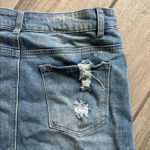 Trendy Blue Distressed Mini Skirt Size M - Image 6