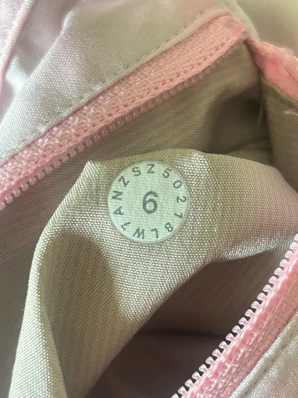 - Lululemon Tracker Short V *4" Diamond Dye White Miami Pink | SIZE: 6 🦄 - Image 5