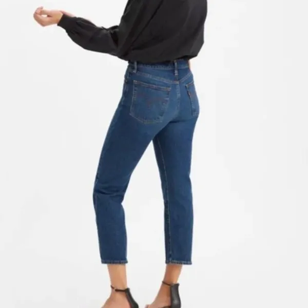 Levi’s Women's Size 26 Wedgie Straight Button Fly Jeans Blue Denim Pants - Image 2
