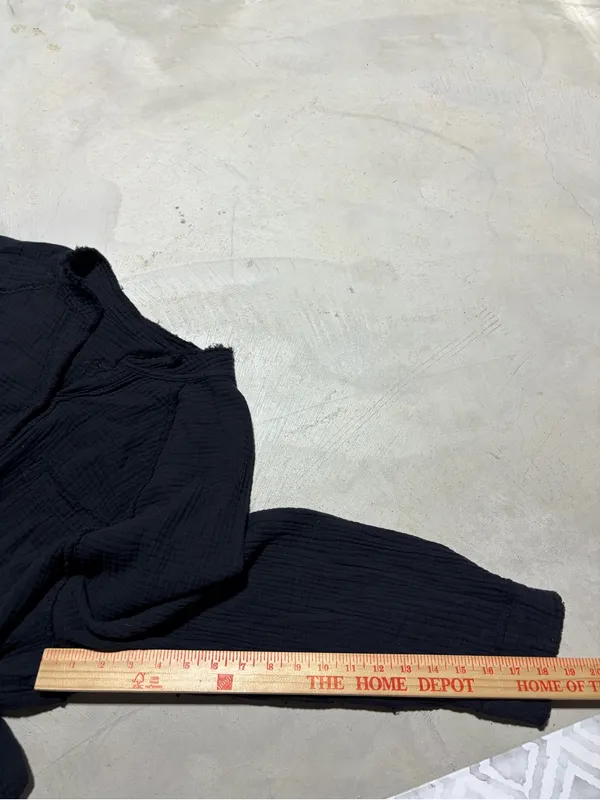 Aerie black button gauzy coverup shirt medium - Image 4