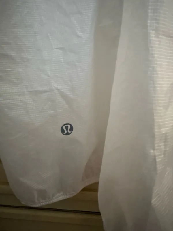 Lululemon Jacket - Image 4