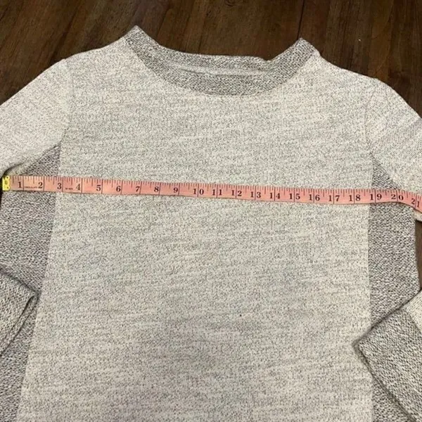 Gap Gapbody Yoga Sweatshirt - Image 5