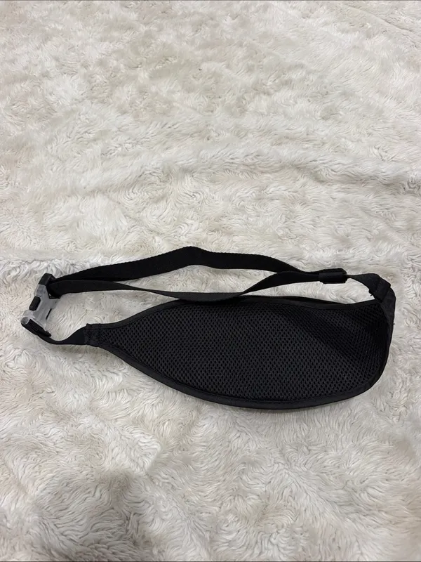 Nike Black Waist Fanny Pack with White Swoosh Logo Running bag - Image 2